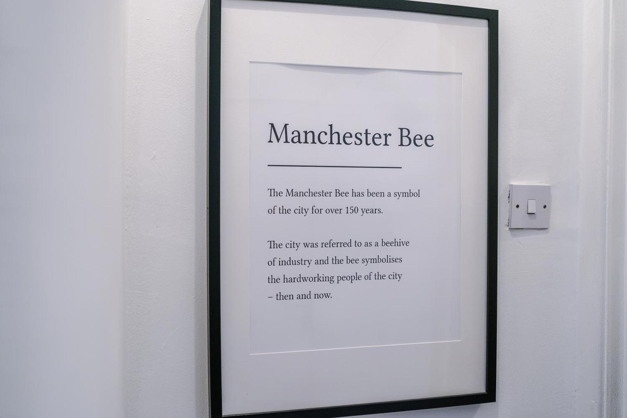Modern 3-bed House In Manchester, Ideal For Long Stays, Free Parking, Centre - Sleeps Upto 8 People